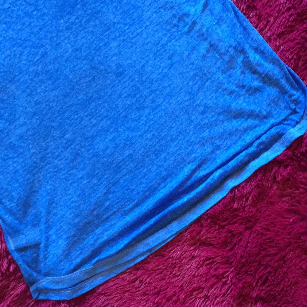 Aerie v-cut Real Soft Tee 💙 - Picture 7 of 13